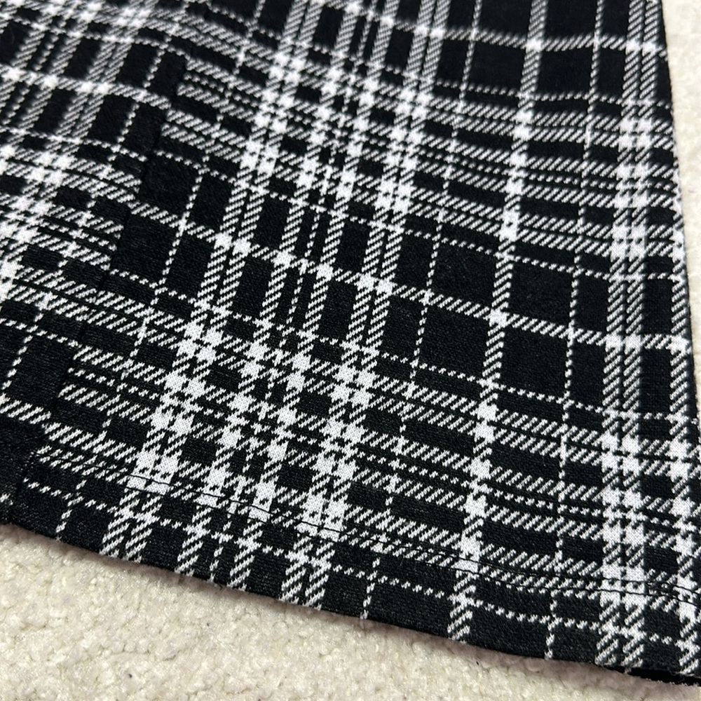 Hot Topic Plaid Mini - Picture 10 of 11